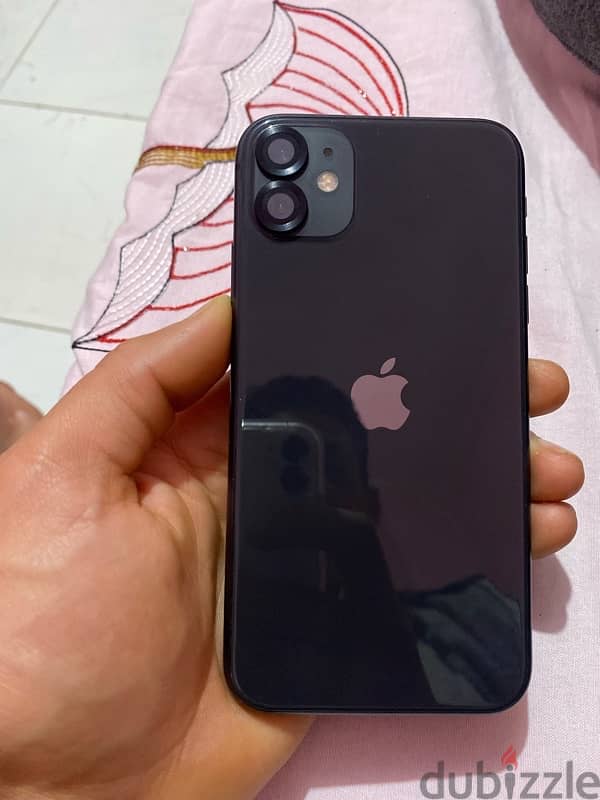 iPhone 11 4