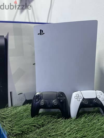 ps5 بذراعين