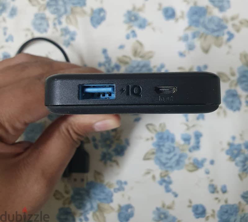 Anker Power Bank Slim 10000 1