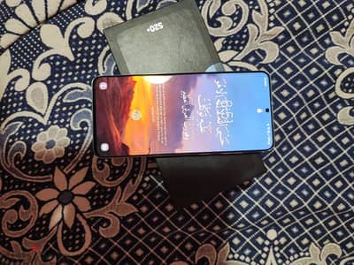 سامسونج s20 plus خطين وي esim رام 8 مساحة 128