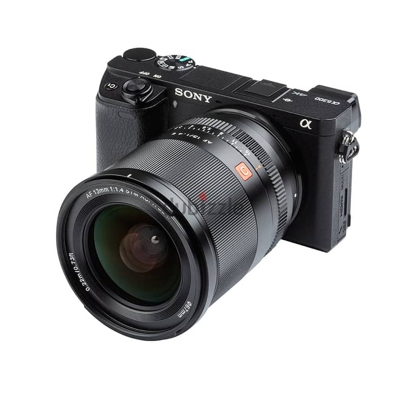 Sony ZV-E10 Kit Lens, 3 Batteries, Power Cable, Viltrox AF 13mm f/1.4 3