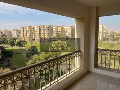 The Most Distinctive 211 sqm Apartment for Sale in Madinaty, with a Wide Garden View and Near the Club in B3.