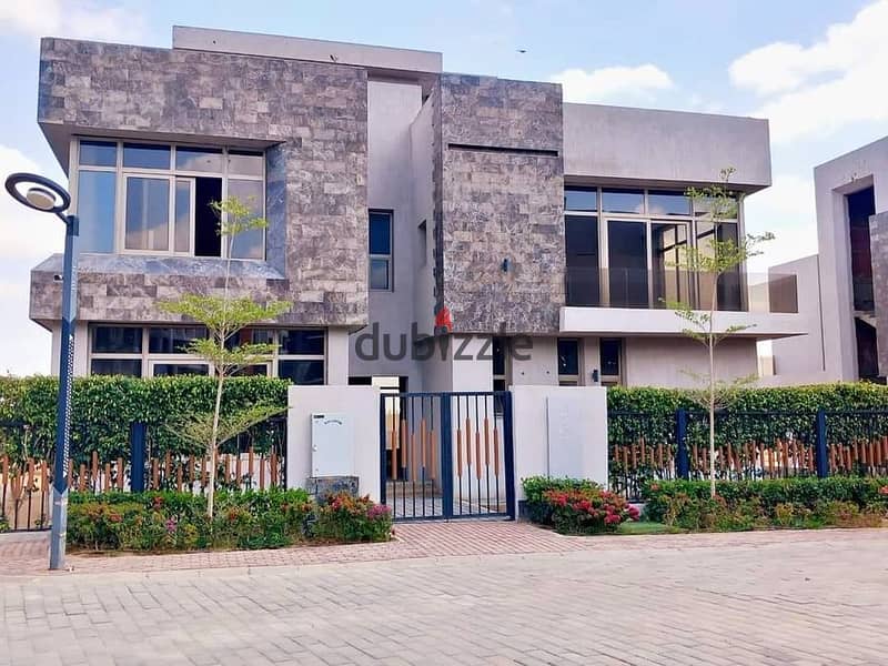 A 240 sqm twin house for sale in Sun Capital Compound with the most beautiful view of wide green spaces. 0