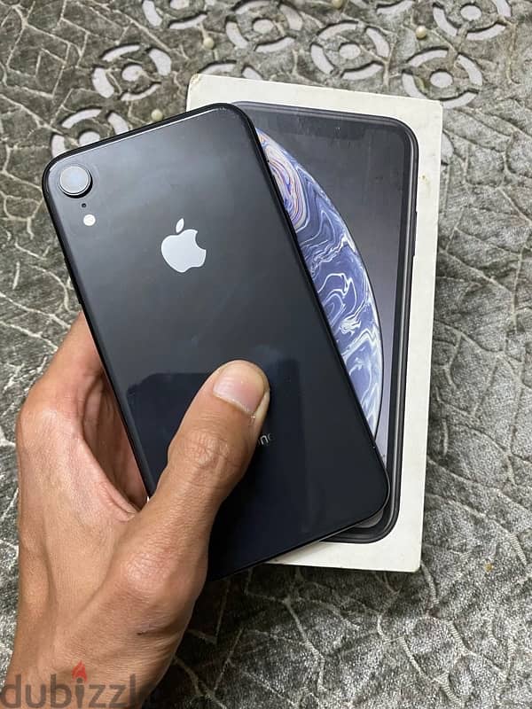 iPhone xR 1