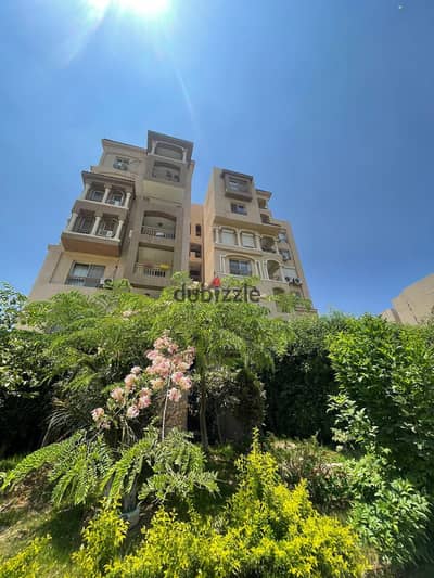 An opportunity to rent a legal apartment in the middle of Madinaty, the most distinguished phase, B3, a repeated floor, special finishing, fully equip