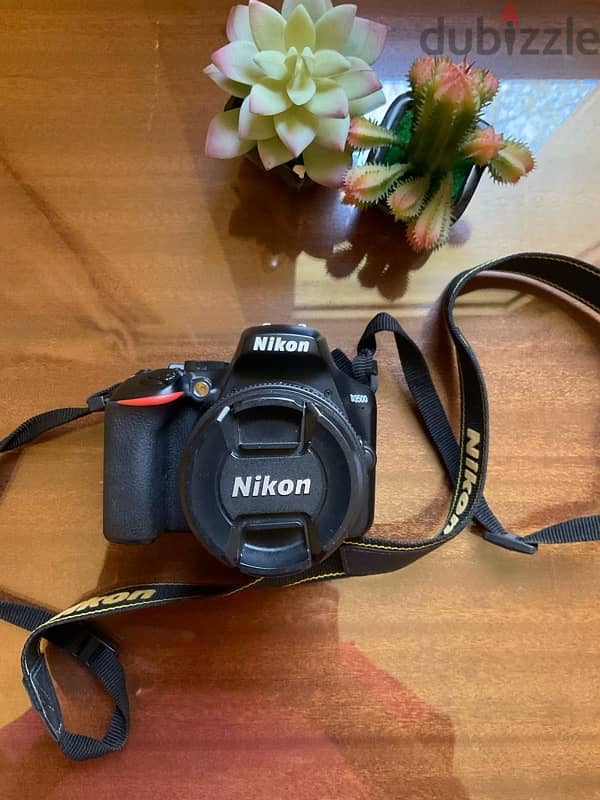 Nikon D3500 2