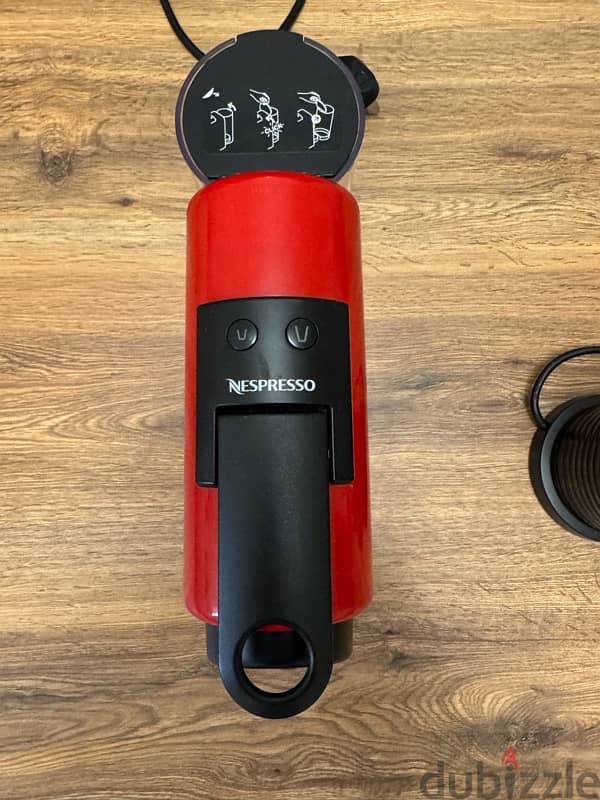 Nespresso machine Essenza Mini + milk frother Aeroccino 3 2