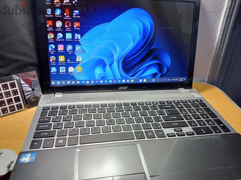 Acer Aspire ram 8 هاردين وشنطه كيبورد كامله 0