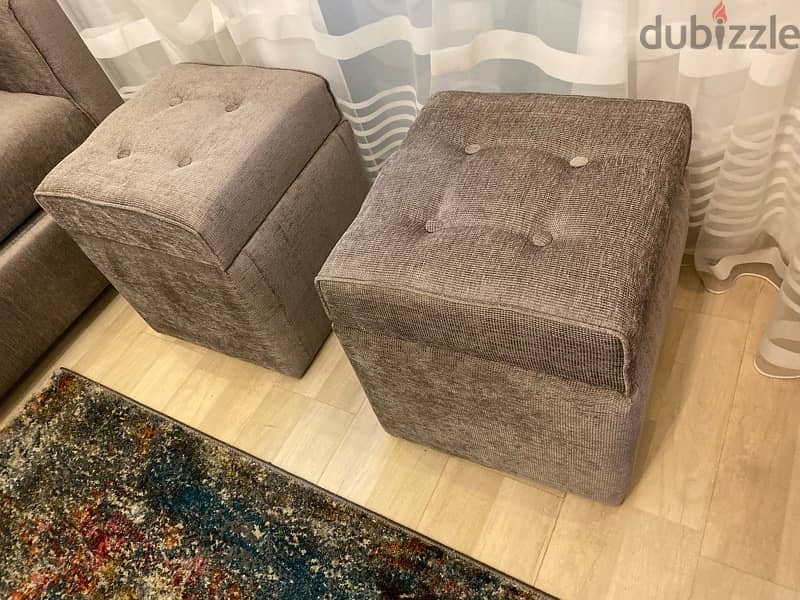 ليفينج للبيع living sofa 1