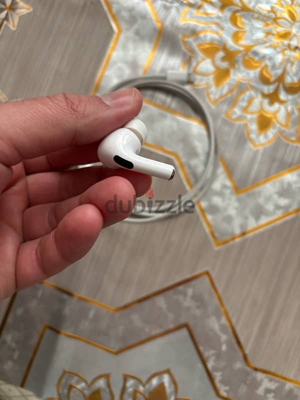 AirPods Pro 1 6