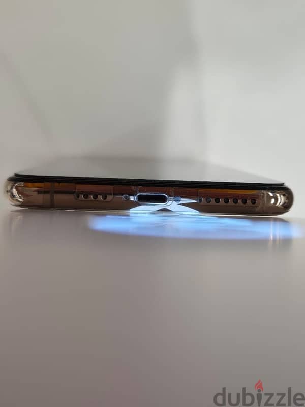 iphone Xs max 256Gb Gold ايفون حاله ممتازه 3