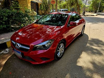 Mercedes-Benz CLA 180 2015 فابريكة و عداد قليل و لون مميز