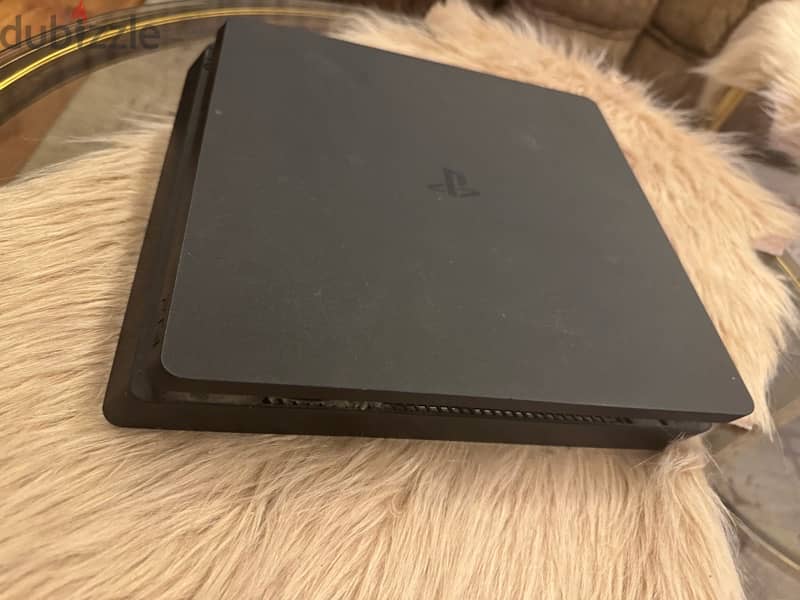 ps4 slim 2