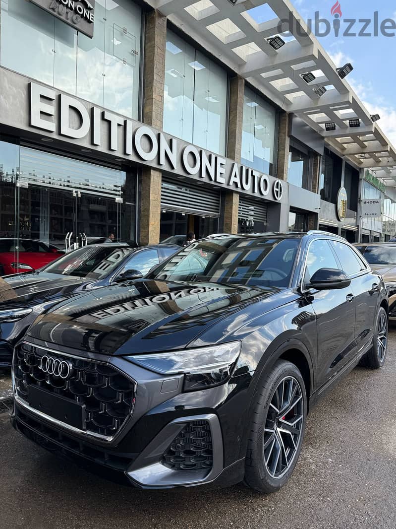 Audi Q8 2025 S-Line 0