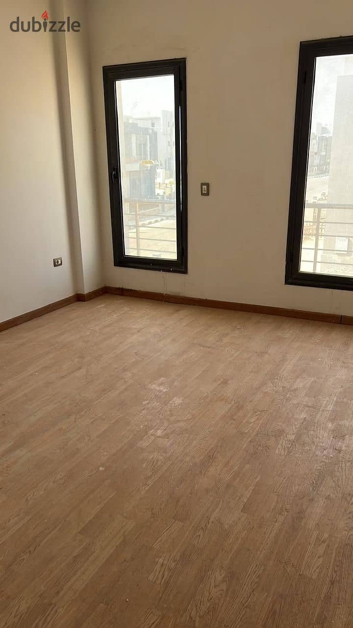 Townhouse for rent in wesal compound at  New Cairo 0