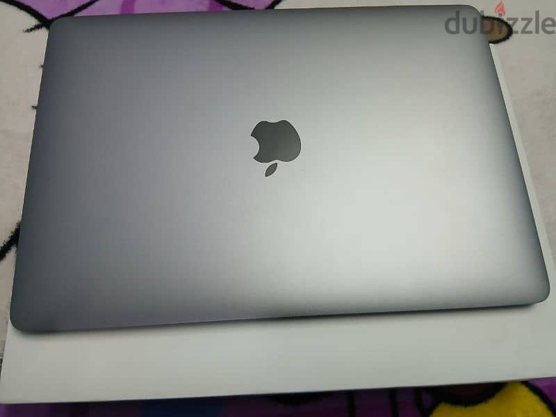 MacBook Air M1 Open Box With All Accarouss 2