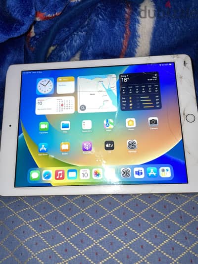 Ipad 5th generation (gold edition)