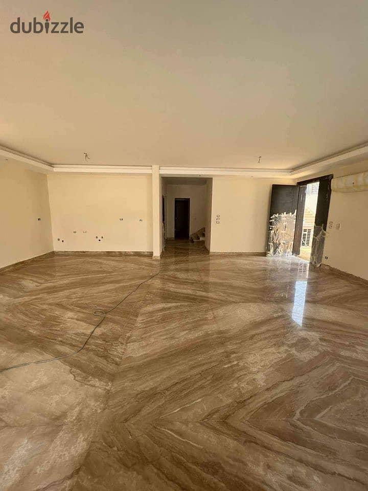 Apartment for sale with a 30% discount on cash, fully finished, immediate delivery, in the Fifth Settlement, close to Al-Ahly Club, 171 m, 3 rooms 0