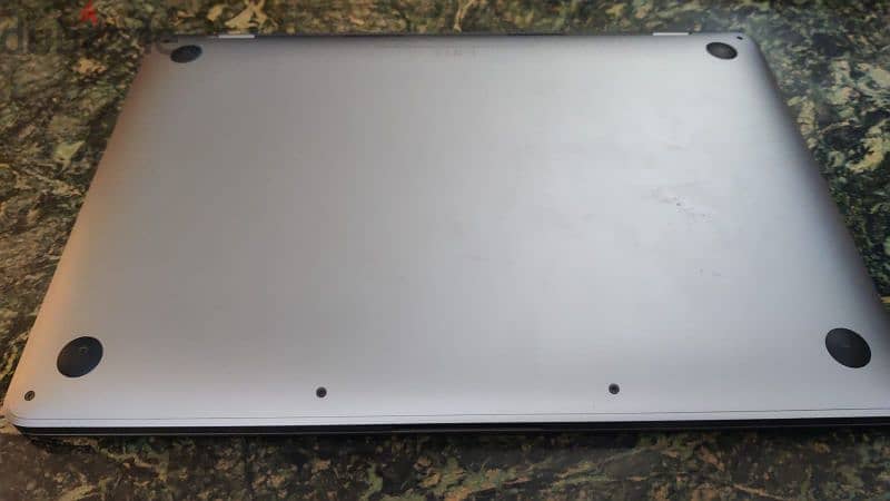 مطلوب بوردة Apple macbook pro m2 1