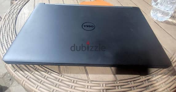 Dell E5570