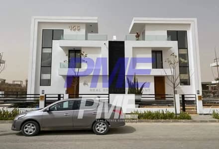 For sale . . Twinhouse with Prime location in Nyoum - Mostakbal City