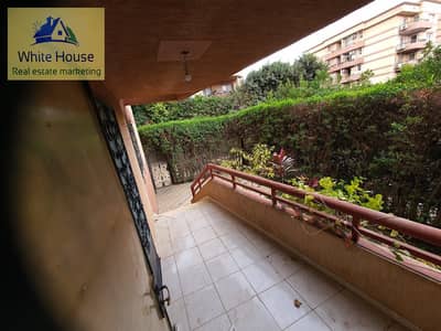 Apartment for sale, ground floor, with a private garden, directly in front of Gateway Mall, next to the church