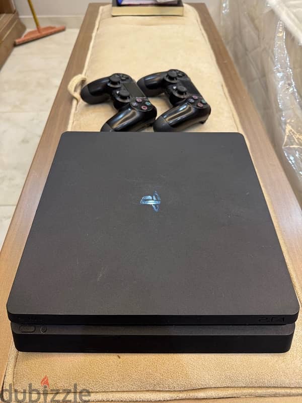 ps 4 slim  سوفت 9 بالألعاب 1