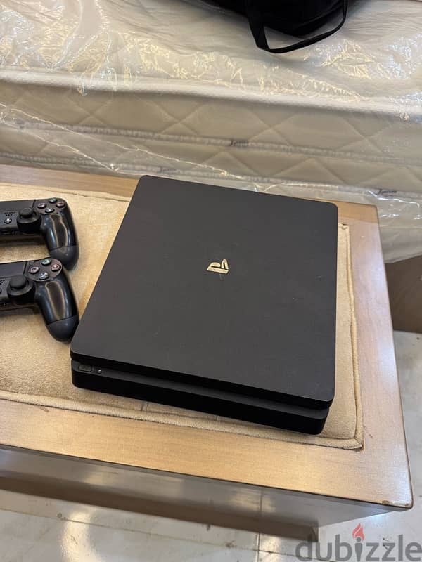 ps 4 slim  سوفت 9 بالألعاب 4