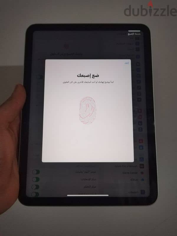 ipad 10th generation مشحون 7 مرات 4