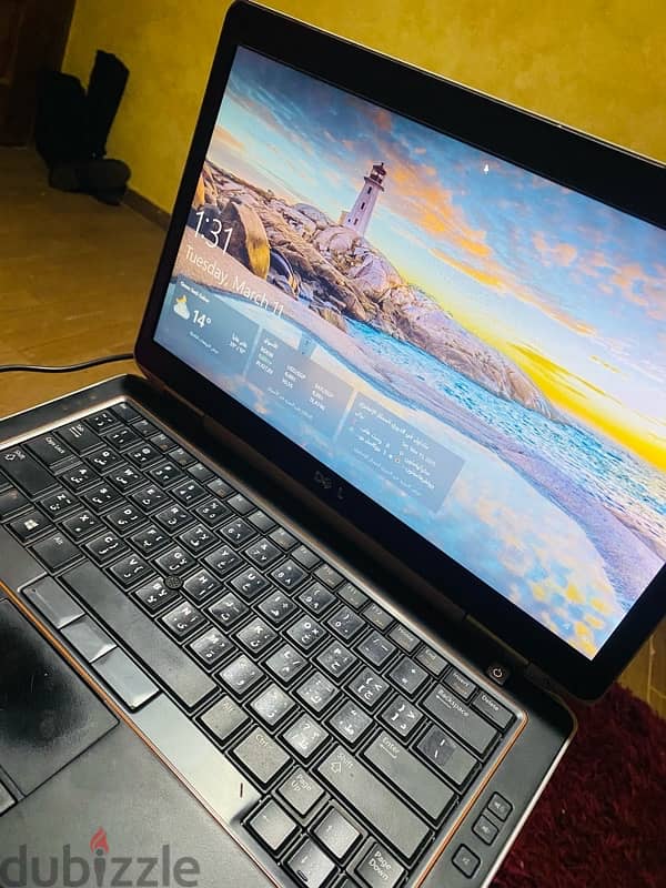 بيع لأب توب Dell 1