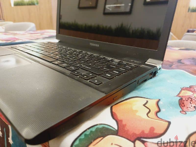 لابتوب توشيبا ببصمه صباع toshiba tecra R940 rm 8 hdd 500 i7th3 2