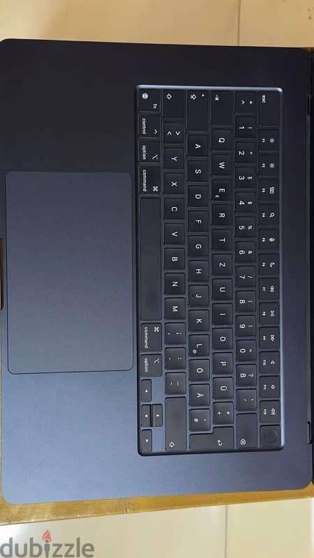 macbook air 15 inch 1