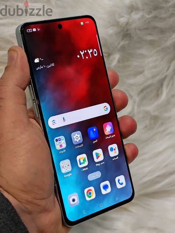 للبيع. Oppo Reno8 pro 5G الحاجات اللي مبقاش فيه منها حاجة وهم 3