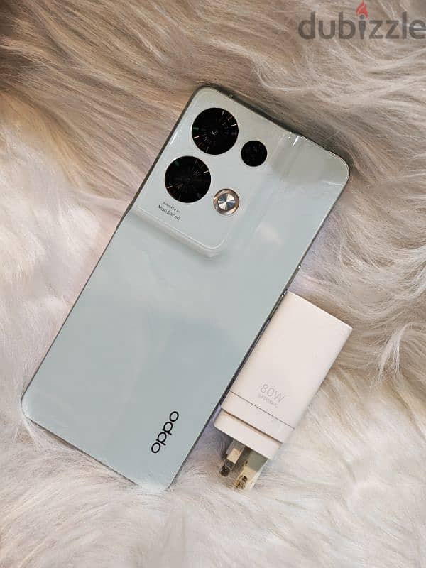 للبيع. Oppo Reno8 pro 5G الحاجات اللي مبقاش فيه منها حاجة وهم 7