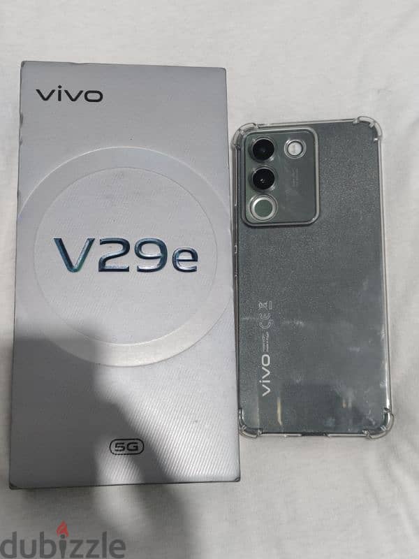 vivo v29e 5G رمات 8+8مساحه 256جيجا الفون زيرو مع كل حاجه ولسه في الضم 12