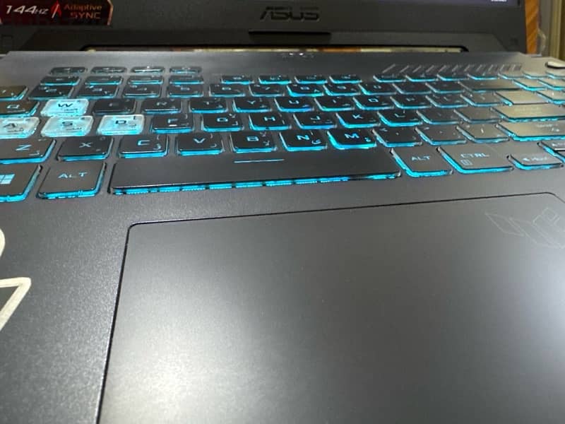 ASUS TUF Gaming F15 FX507ZE-HN080W 3