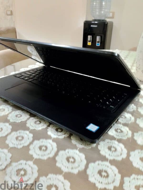 Dell Inspiron 15 3567  •  ( i5-7th/Ram8/1000 HDD/AMD R5 M 330 2 GB ) 3