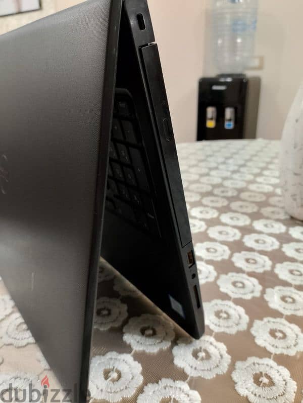 Dell Inspiron 15 3567  •  ( i5-7th/Ram8/1000 HDD/AMD R5 M 330 2 GB ) 4