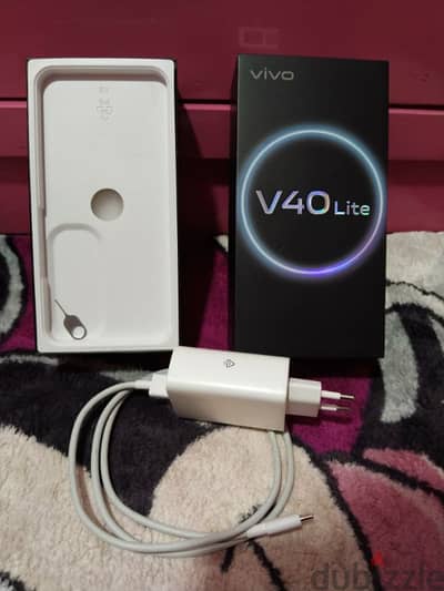 Vivo V40 lite