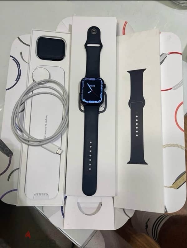 Apple Watch Series 7 45mm 1