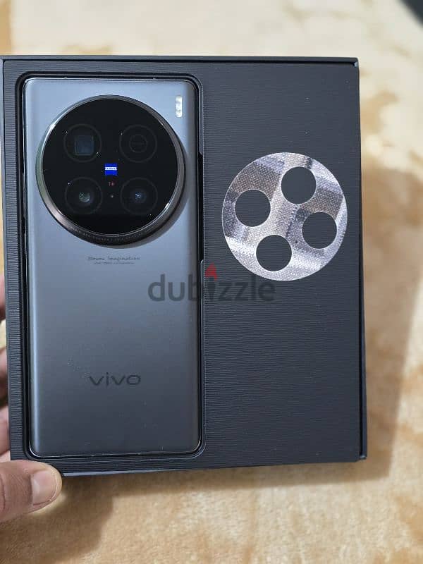 Vivo x100ultra 1