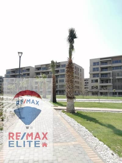 Apartment for sale ready to move in Capital Gardens Open View directly on the Suez Road near Madinaty 143m  (UNDER MARKET PRICE)