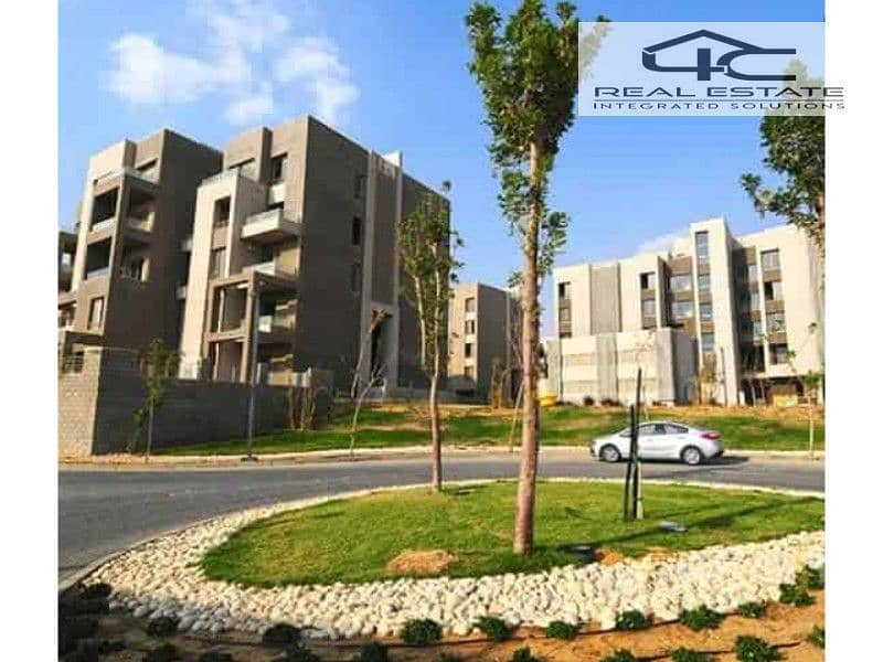 apartment  For sale in Palm Hills New Cairo172m,  special view on lagoon with installment  under price market 0