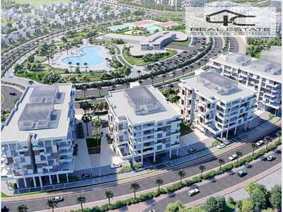 Townhouse middle for sale 243m fully finished with down payment and installments view landscape bahry ready to move prime location in Al-Burouj