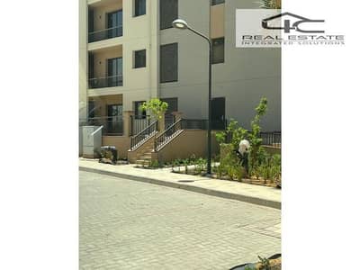 apartment  for sale in  District5  new cairo  installment  over 5 years on Wide Garden View  in the best location in 5th settlement