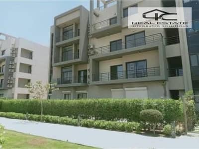 apartment for sale  195m in Fifth square new cairo finished on landscape View in the best location in 5th settlement