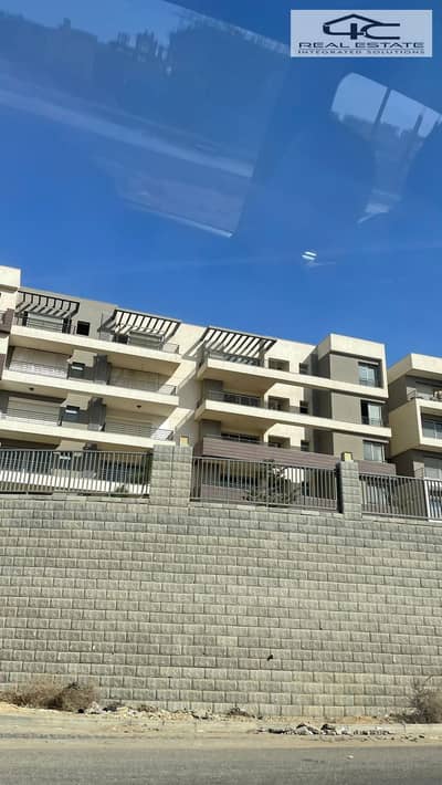 apartment for sale 3bed in  Palm Hills new cairo  READY TO MOVE  with installment over  6years on landscape  in the best location in  5th settlement