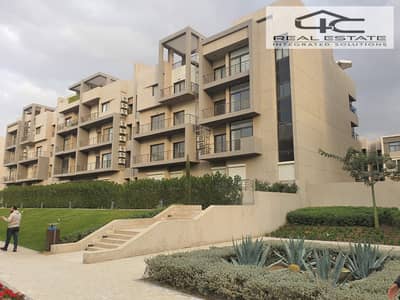 Ready to move apartment with garden 130 m fully finished for sale in Fifth Square with down payment and installments