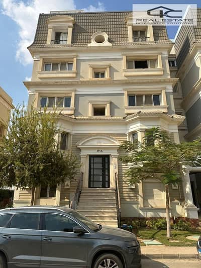 Ivilla park  250 m 3 bedroom for sale with down payment and instalment in mountian view 1.1 new cairo compound