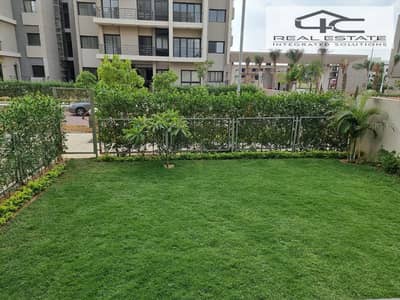 Apartment with garden fully finished with ac/s with down payment and installments for sale in Fifth Square - the price Including Garage and Clubhouse